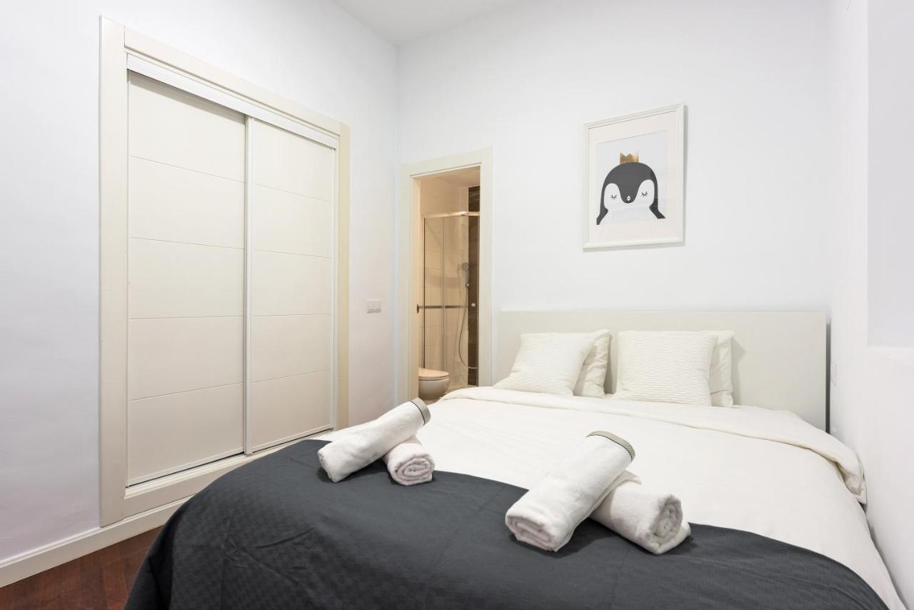 Pineapple Calderon De La Barca 3 Apartment Malaga Luaran gambar